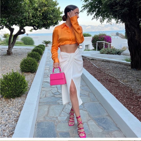 ZARA BLOGGERS fav SATIN EFFECT CROP SHIRT - Picture 2 of 10